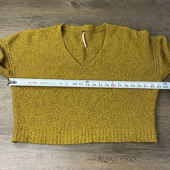 Free People Finders Keepers V-Neck Sweater Athens Moss, SIZE XS - Picture 7 of 11
